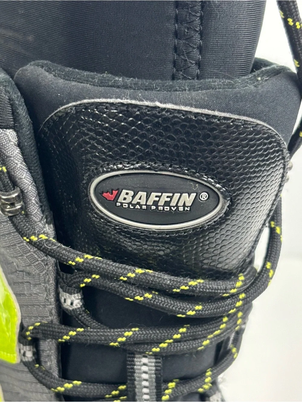 Baffin Boots Black Green Warrior Mens Size 8 Soft M018 Mid-Calf Lace Up Snow